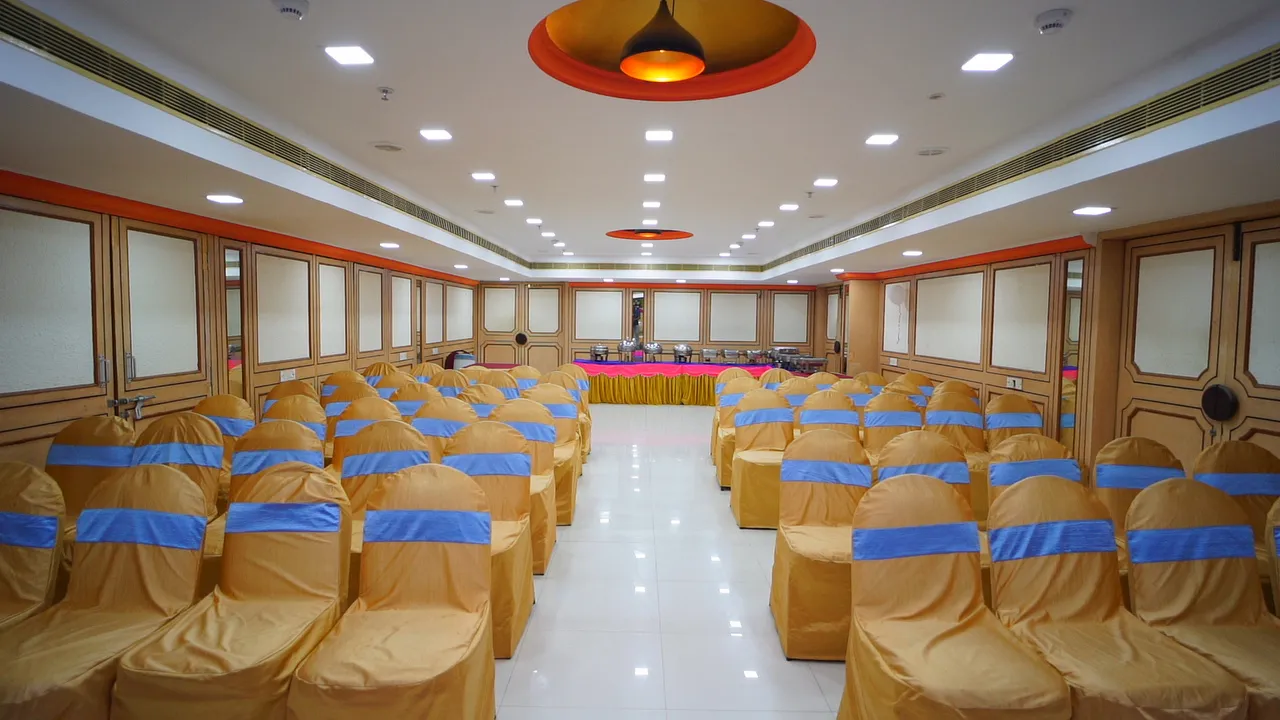 Hall 2