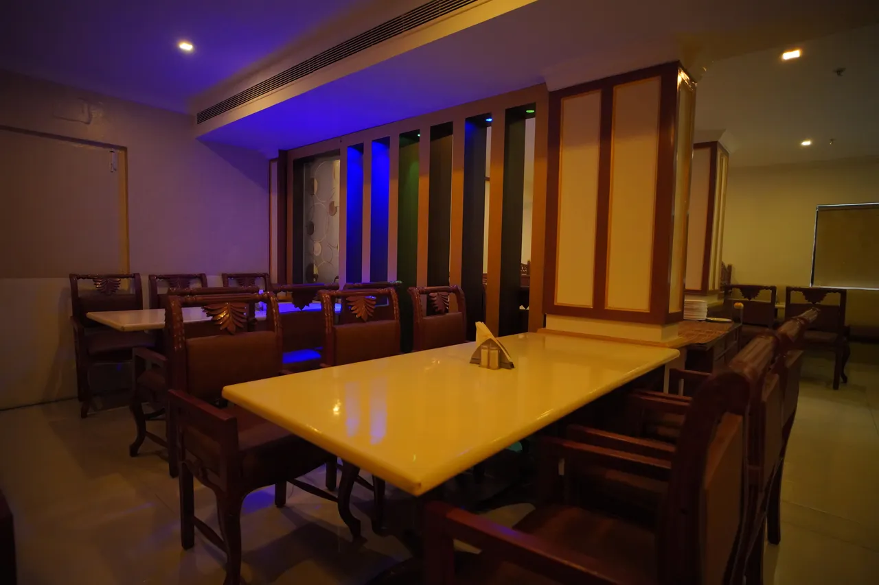 Mars Restaurant